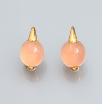 POMELLATO Paire de boucles d'oreilles en or jaune 750°/00, serties de quartz roses...