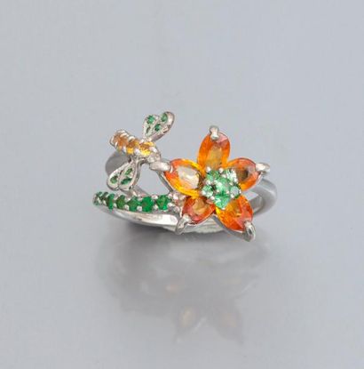 null Bague croisée en argent 925, sertie de saphirs jaunes et oranges diffusés, et...