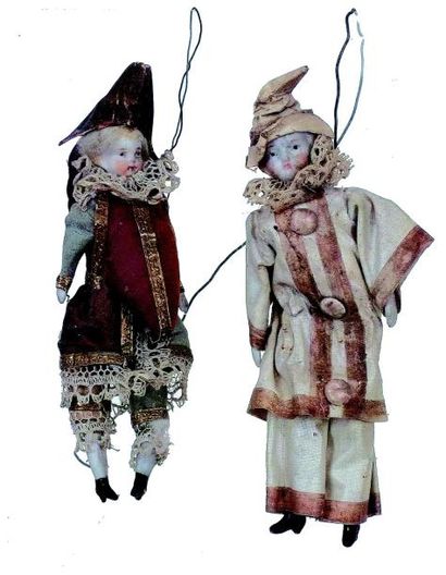 null -Deux très belles poupées-marionnettes, POLICHINELLE et PIERROT, pour théâtre...