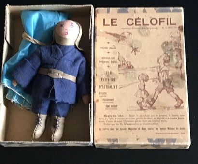 null - »CELOFIL» parachutiste avec sa boîte d'origine (circa 1955)