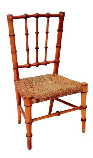 null Chaise de poupée en pitchpin avec assise en ficelle. H 30 cm. (circa 1890)