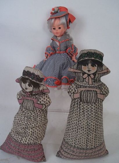 null Deux poupées en tissu bourré anglaise + une poupée en PVC de marque FURGA. H...