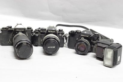 null NIKON, ensemble de trois appareils et accessoire : boitier NIKKORMAT FT2 n°5307842...