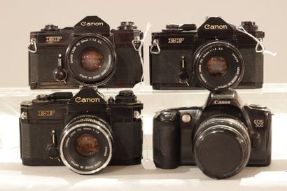 null CANON, ensemble de quatre appareils : boitier Canon EF n°326454 avec objectif...