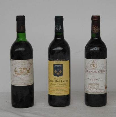 null 3 bout 1 CHT MARGAUX 1977 (NLB), 1 CHT SMITH HAUT LAFITE 1986, 1 CHT LASCOMBES...