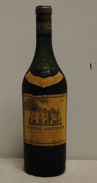 null 1 bout CHT HAUT BRION 1960 (BASSE)