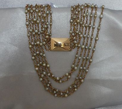 null Collier à cinq rangs de perles de 2,4-3,2 mm emmaillées, sur des chaînes à maille...