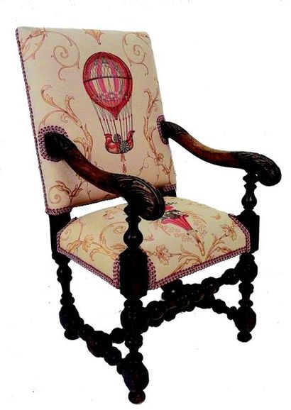 null -Superbe fauteuil d'enfant ancien dans le style XVIIème en bois avec garniture...