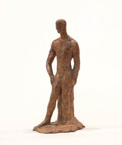 null Henry PARAYRE (1879-1970)
Homme debout
Terre-cuite. Haut. 28 cm (accident à...