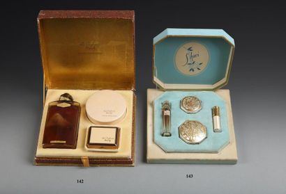 null Parfums de Marly - "Impérial" - (années 1930)

Coffret carré en carton gainé...