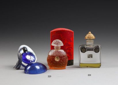 null Bourjois - "Kobako" - (1936)

Evocation japonaise du parfum : coffret inro en

carton...