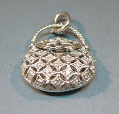 null Breloque en or gris 14 K repercé stylisant un sac à main serti de diamants Système...