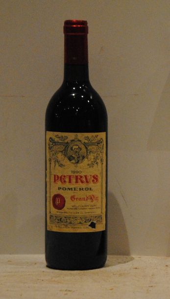 null 1 bout PETRUS 1990 (étiq très lég griffée)