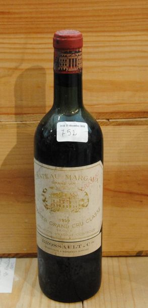 null 1 bout CHT MARGAUX 1959 (ETIQ SALE, CAPSULE ABIMEE, BAS EP)