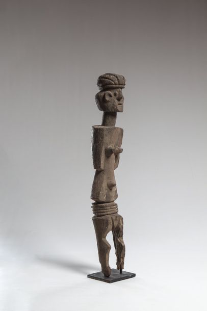 null TIV, Nigéria

Importante statue féminine "Ihambe" en bois lourd érodé. Haut.:...