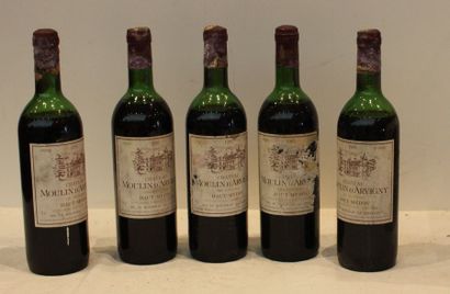 null 5 bout CHT MOULIN D'ARVIGNY HAUT MEDOC 1985 mi ép/ bas ép étiq tachées)