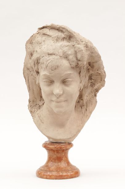 null Paul François BERTHOUD ( 1870 - 1936 ) attribué à 

Buste de Jeune femme

Epreuve...