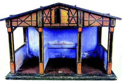null "Ecurie-Garage" superbe bâtiment en bois ercouvert de papier peint et peint,...