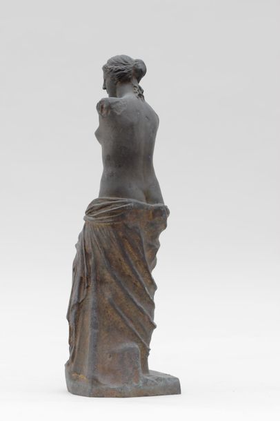 null ECOLE FRANCAISE d'après l'Antique
Venus de Milo
Epreuve en bronze, fonte d'édition...