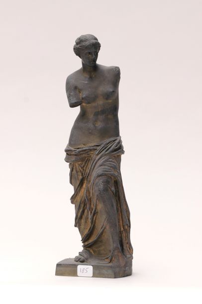 null ECOLE FRANCAISE d'après l'Antique
Venus de Milo
Epreuve en bronze, fonte d'édition...