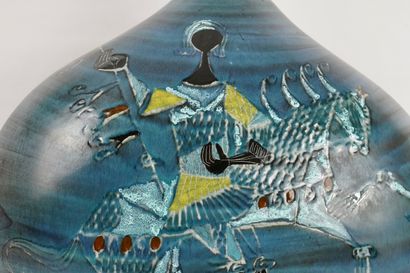 null De Lespinasse Jean (1896-1979) Vase gourde décoré d'un cavaliers émaillé polychrome,...