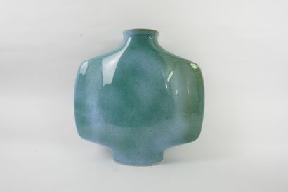 null Yves Mohy (1928-2004) non signé. Grand vase gourde de forme méplat en céramique...