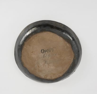 null Dijeux Odette (1920-2020) Plat rond décor d'un cocq, signé. D 28cm