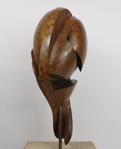 null Couradin Jean-christophe (né en 1961) Sculpture en bois poli, avec système,...