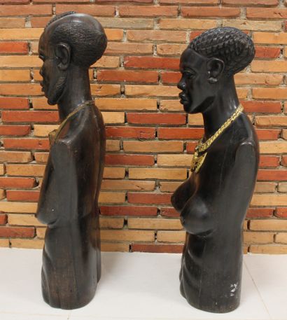 null African couple in carved and gilded ebony. 
Colonial work from the 1930s. 
(A...