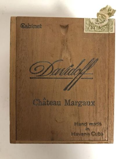  21 cigares DAVIDOFF "château Margaux", (cabinet) datés juil 1978