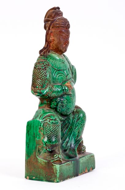  Chine, époque Kangxi (1662-1722) Sujet en porcelaine émaillée verte représentant...