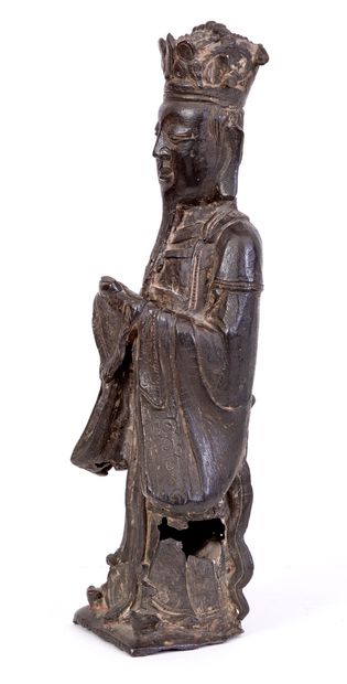  Chine, fin de la période Ming (1368-1644) Statue en bronze représentant un dignitaire...