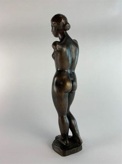 null Aristide MAILLOL (1861-1944)
"La catalane ou jeune fille debout sans bras" (1904)
Bronze...