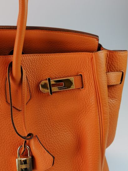 null HERMES- Sac à mains modèle Birkin, taille 35 en cuir togo couleur orange (avec...