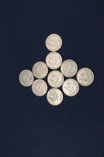 null 10 pièces de 20 francs or comprenant 6 de 1913, 2 de 1910 et 2 de 1911