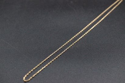 null Yellow gold chain. 3 grs