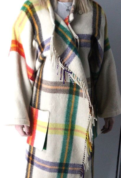 null JEAN CHARLES DE CASTELBAJAC- Polychrome wool "blanket" coat, size 40