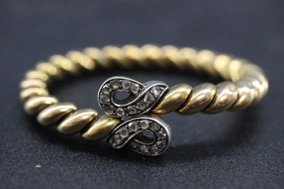 null Semi rigid bracelet in yellow gold and silver, pavement of roses on the clasp...