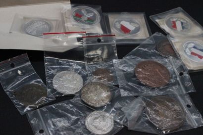 Lot of silver coins including european soccer...