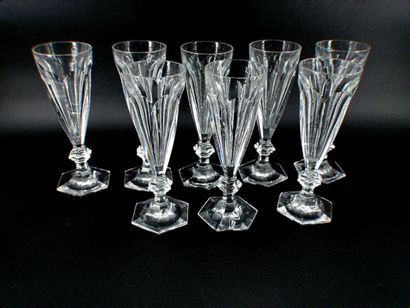 null BACCARAT Harcourt model - Set of crystal glasses including : 
- 13 large glasses...
