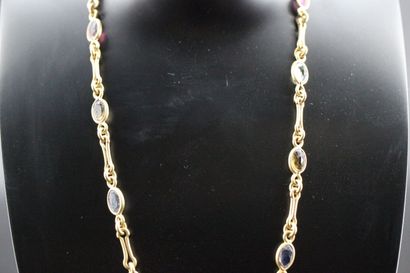null Yellow gold necklace with colored stones. PB : 19,38 grs
