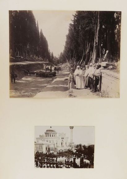 null Moyen-Orient - Turquie. 2 photographies en tirages albuminés vers 1880 :

-...