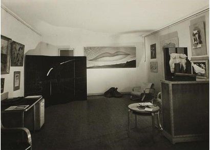 Man Ray Exposición de Man Ray en Cahiers d'Art, París, Man Ray exhibition at Cahiers... Gazette Drouot