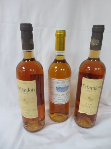 null Lot de 3 bouteilles : 2 de Côtes de Provence, domaine l'Estandon, 2010 et une...