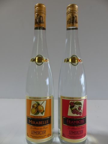 null Lot de 2 bouteilles : 1 Eau de Vie de Mirabelle Lemercier 70 cl 42 % vol ; 1...