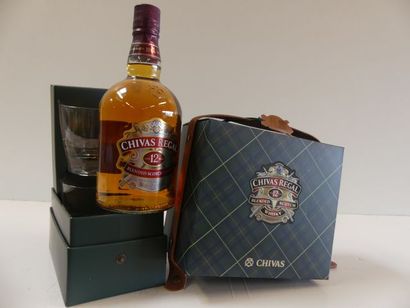 null Coffret d'1 rare whisky 100 cl Chivas Regal 12 ans d'âge 40 % vol + 2 verres...
