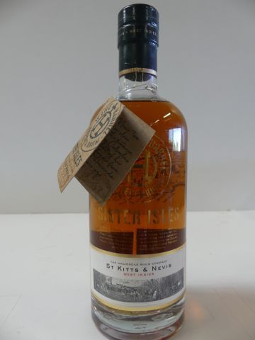 null Rhum Sister Isles Grande Réserve Barrel des Indes Rare St Kitts et Névis