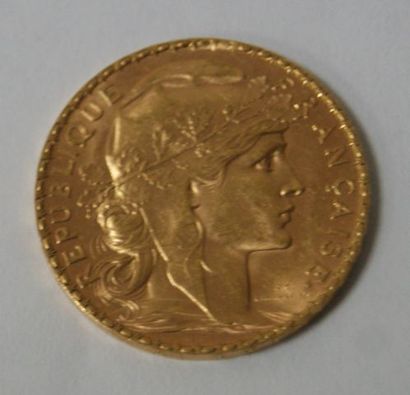 null Pièce de 20 francs or, 1915. Poids : 6,45 g