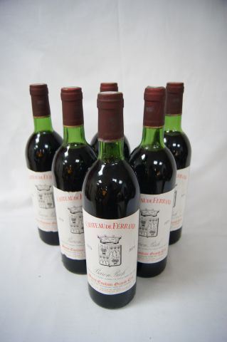 null 6 bouteilles de Saint Emilion Grand Cru, Château de Ferrand, 1979. (LB et B,...