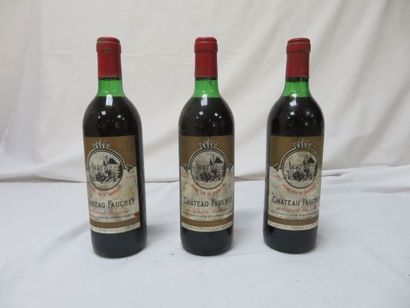 null 3 bouteilles de Premières Côtes de Bordeaux, Château Fauchey, 1977. (LB, es...